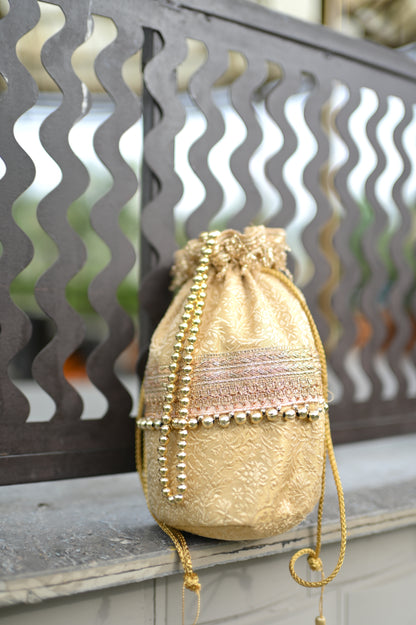 Champagne Gold Brocade Potli