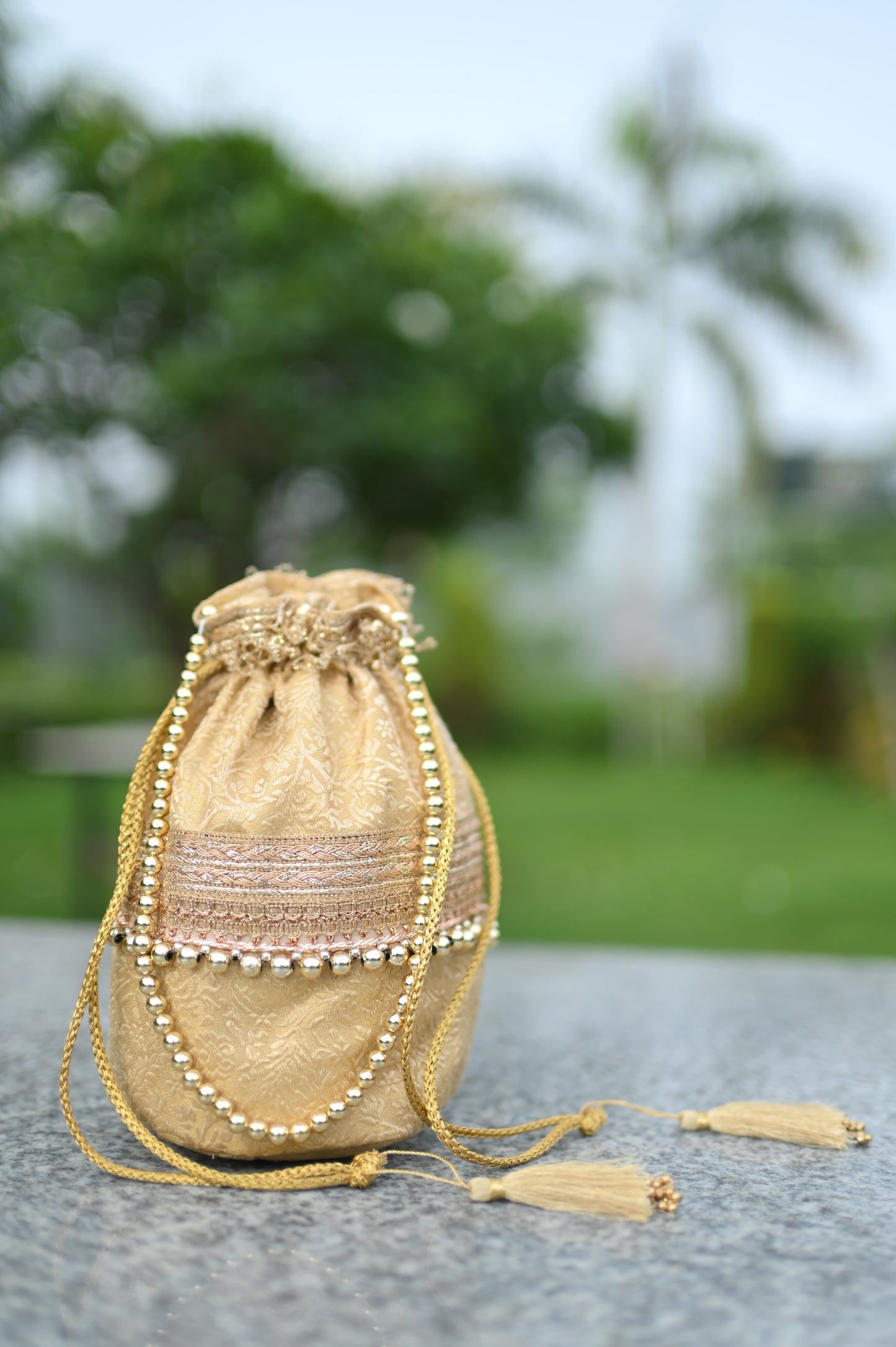 Champagne Gold Brocade Potli