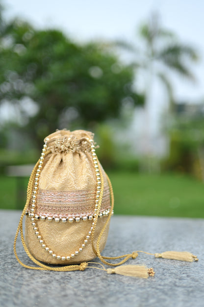 Champagne Gold Brocade Potli