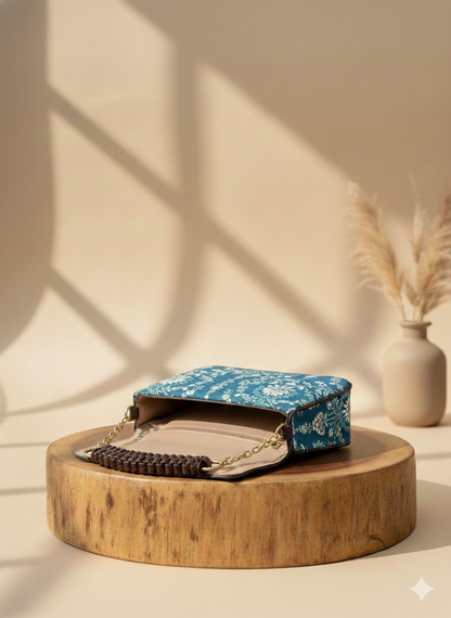 Timeless prints. Modern charm.