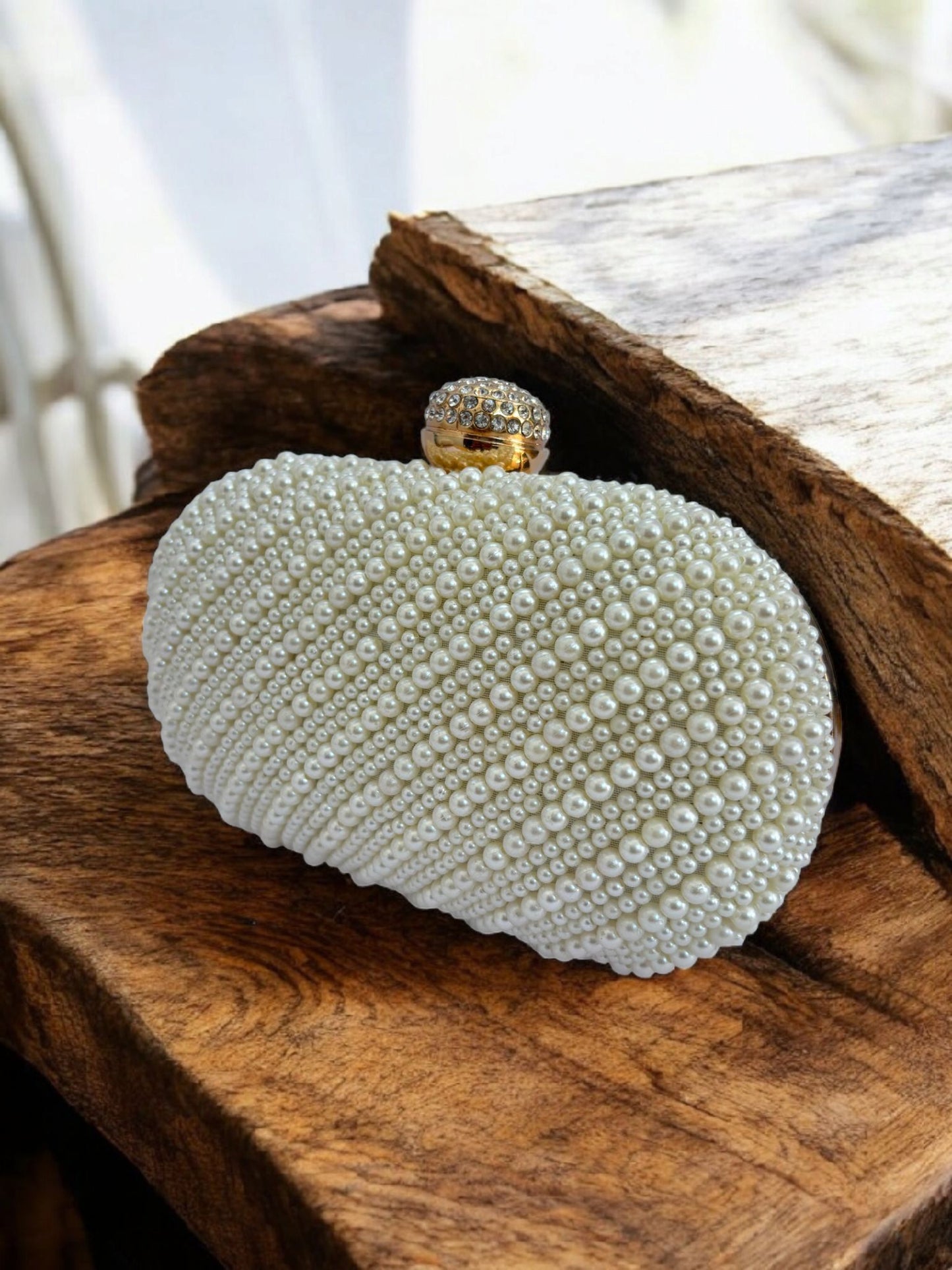 Pearl Radiance Clutch