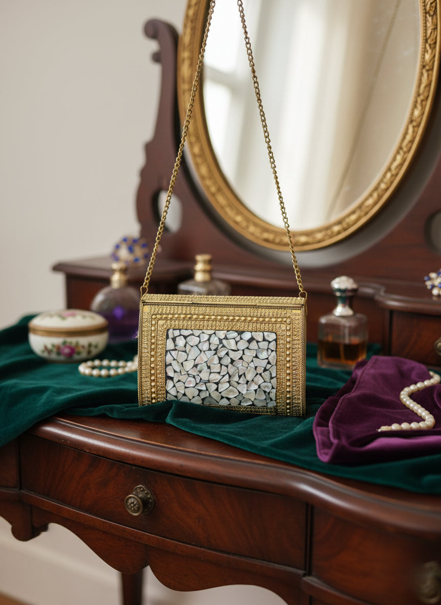 Noor-e-Kundan Mosaic Clutch