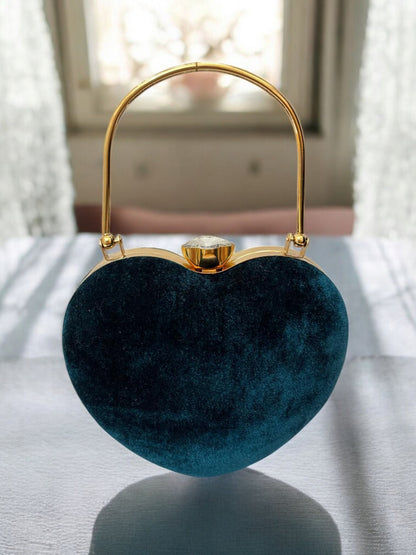 Regal Heart Clutch