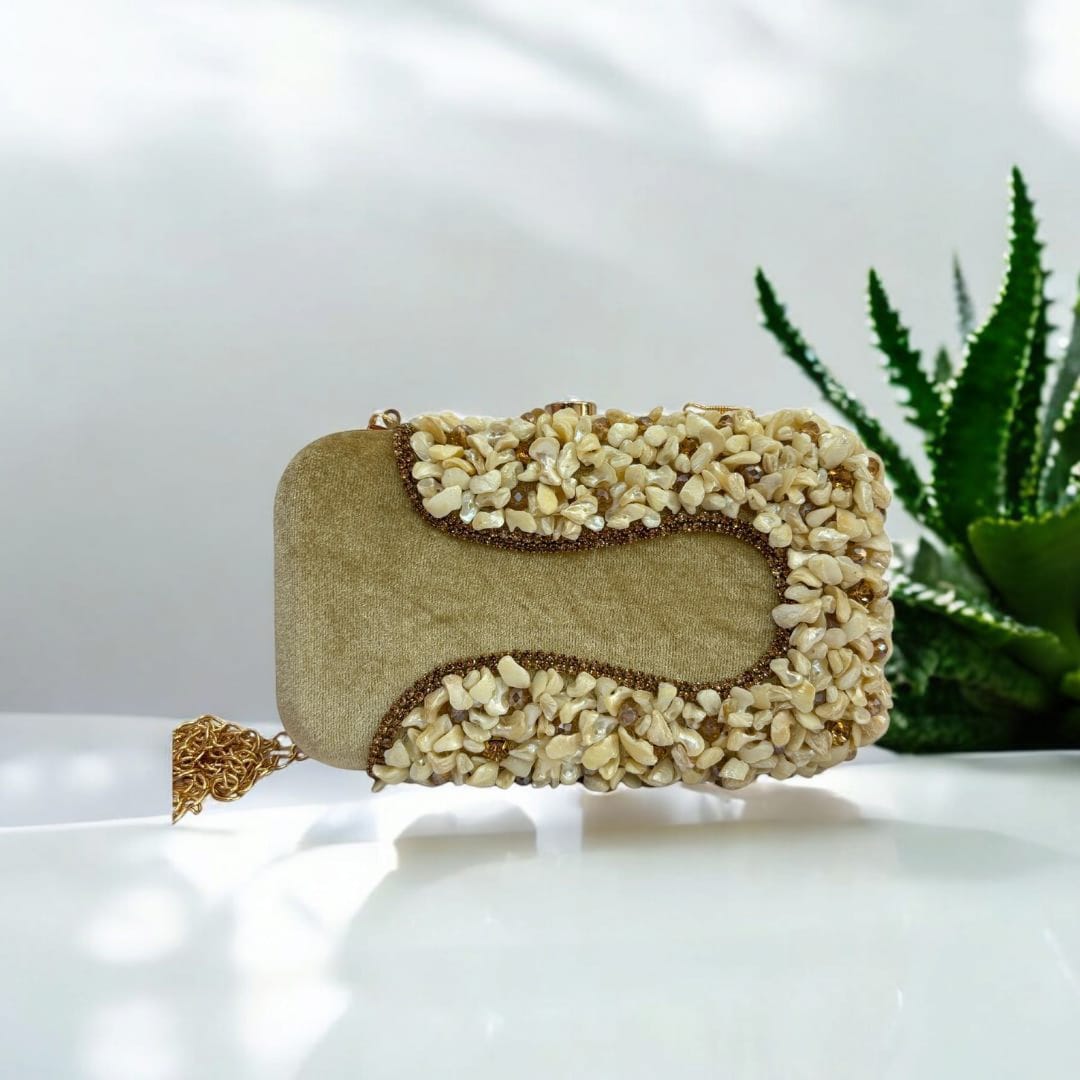 Shell Bead Clutch