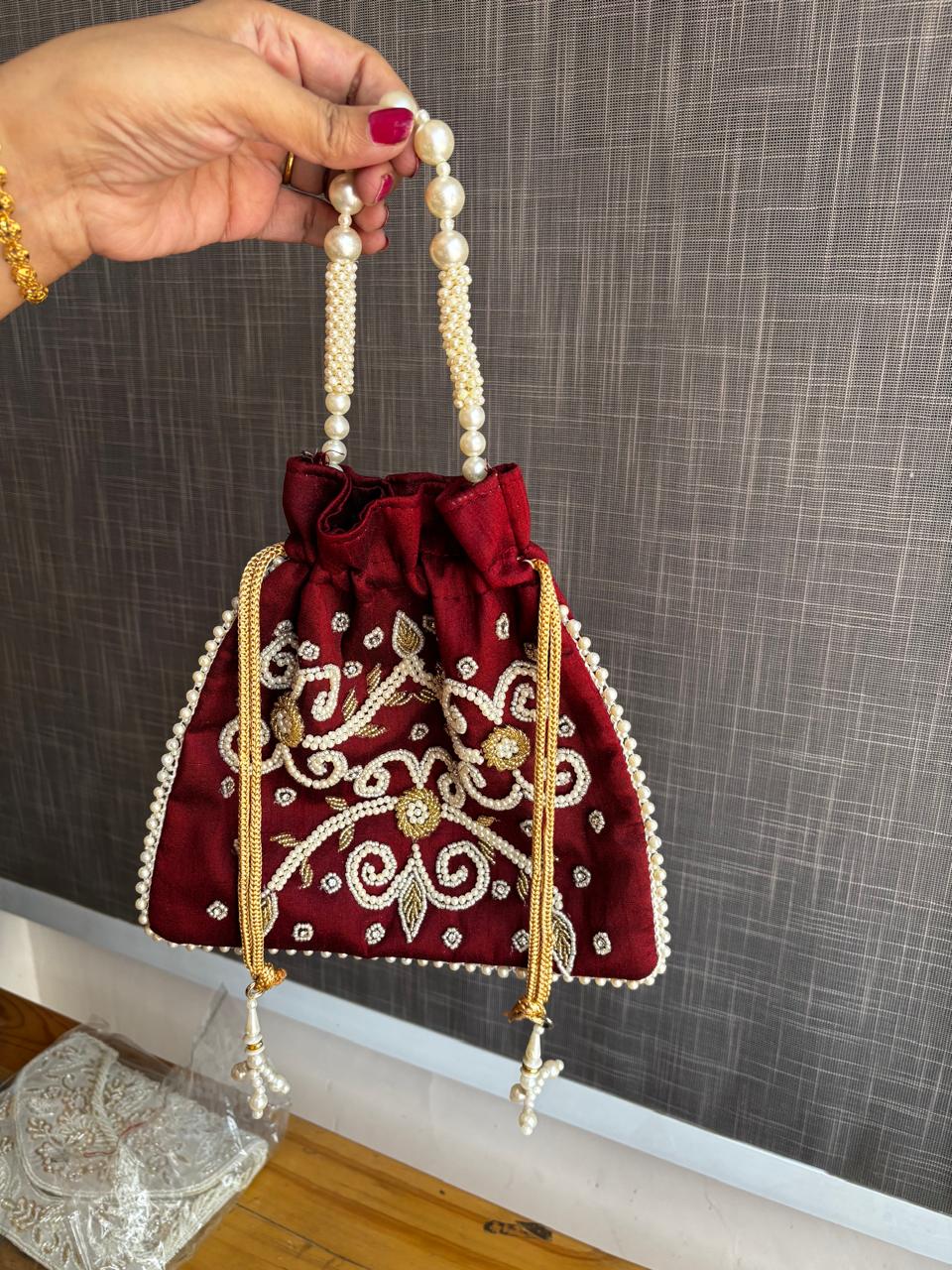 Royal Zardozi Pearl Potli