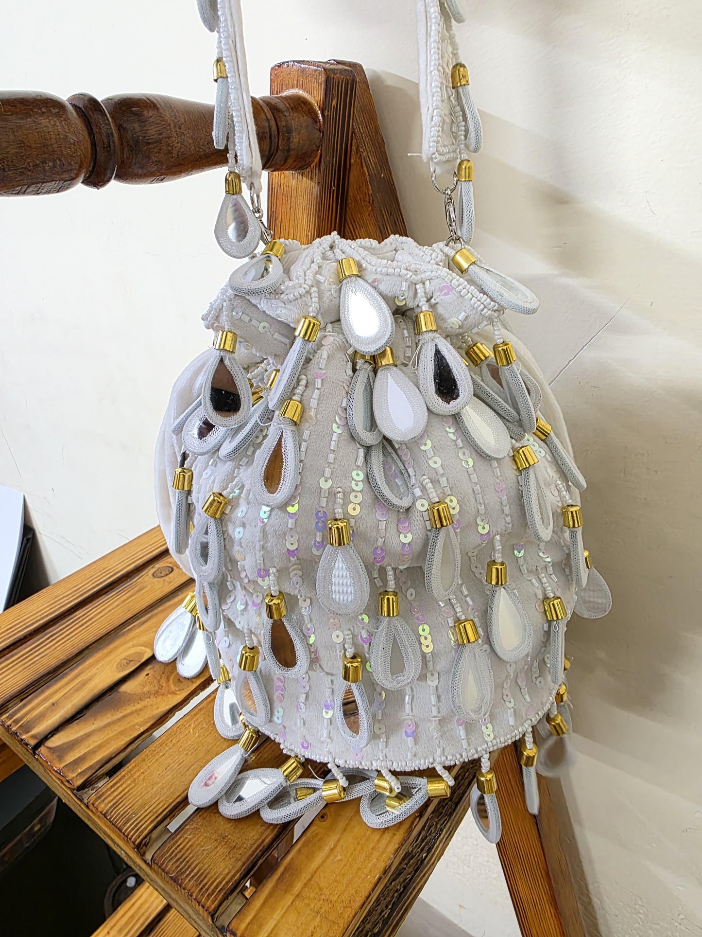 Mirror Drop-Headed Potli